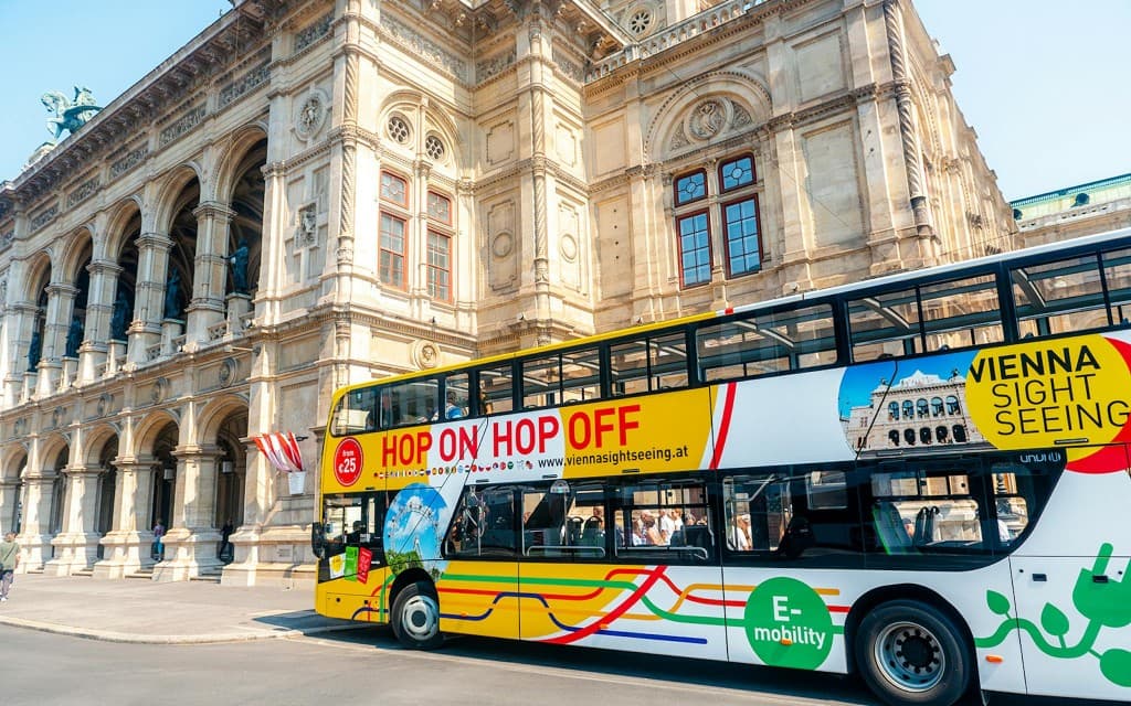 Vienna Sightseeing: 24/48/72 Hours Vienna Hop-on Hop-off Bus Tour (72-Hour Pass)