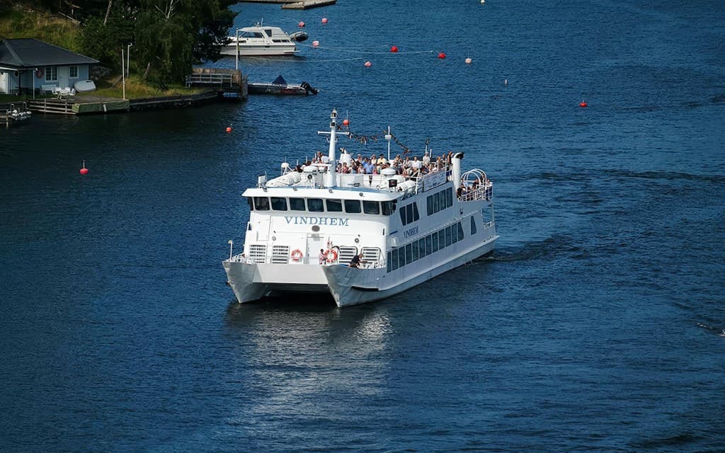 Stockholm: Archipelago Guided Boat Tour on Historic Ship with Fika (coffee break) (Stockholm Archipelago Guided Tour on Historic Ship with Fika)