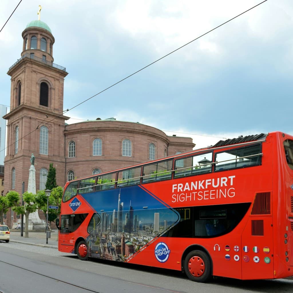 Hop-on Hop-off Bus Frankfurt - Skyline Tour