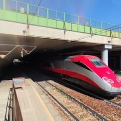 Lake Como: One-way Train Transfer from Milan