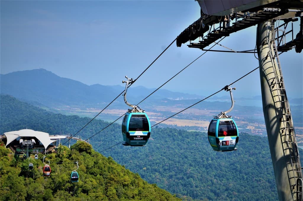 Langkawi SkyCab Cable Car Ticket (COMBO: Langkawi SkyCab Direct Entry Standard Gondola (Normal Lane) + Crocodile Adventureland Langkawi: Adventure Package (Malaysian Citizens))