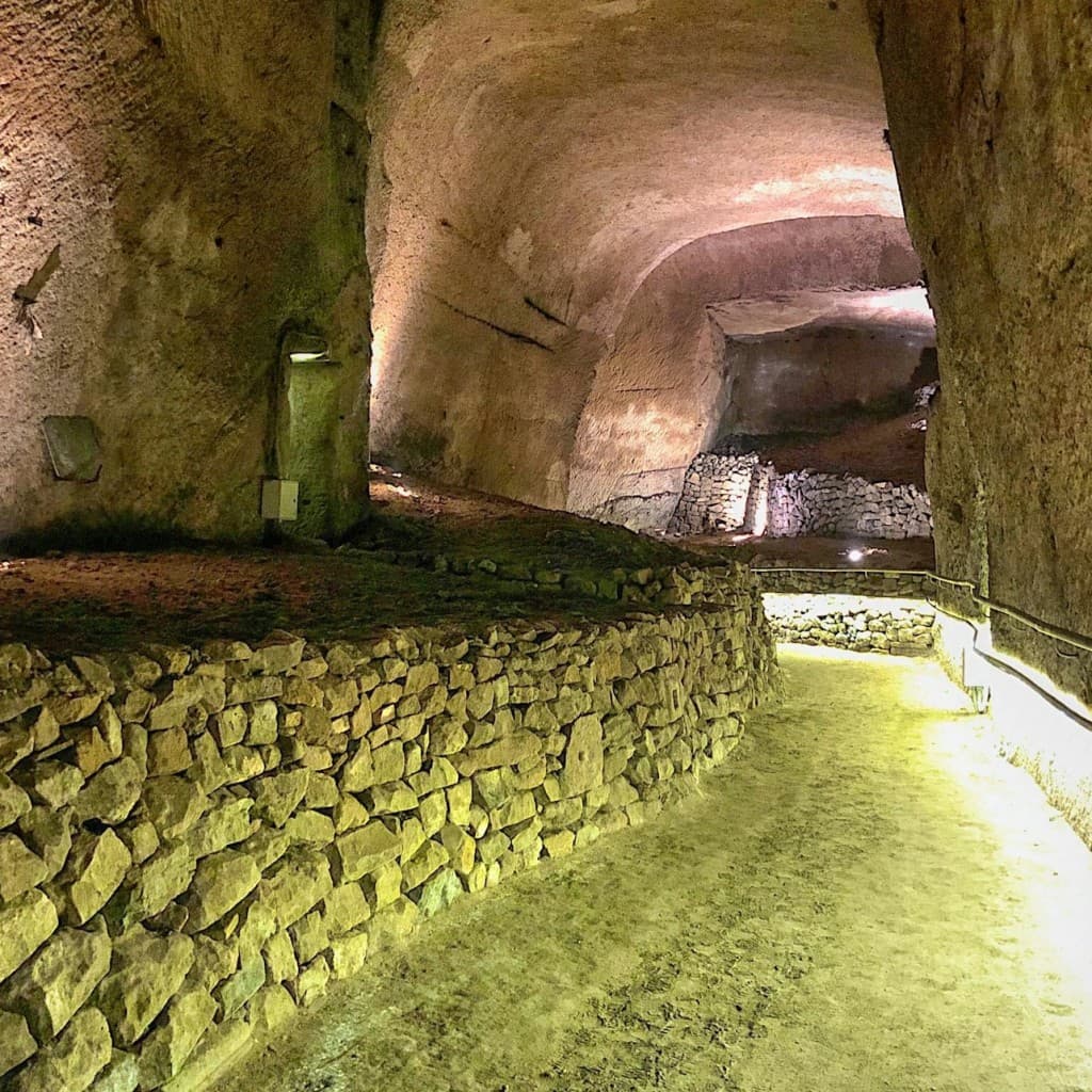 Lapis Museum + Pompeii + Naples City Digital Audio Guide