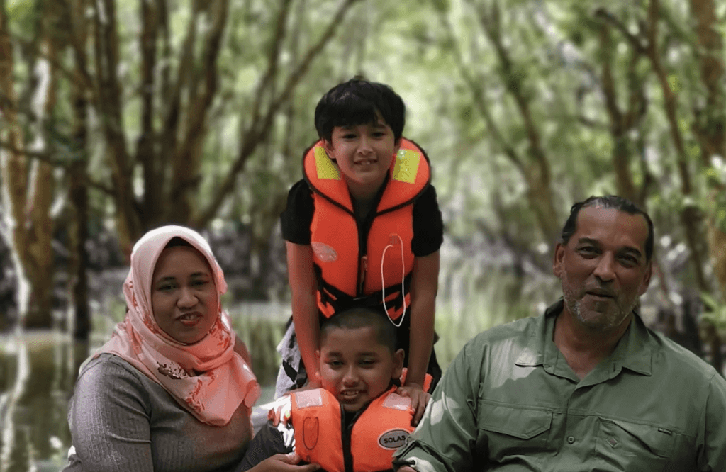 Lebam River Cruise (Lebam River Cruise - Afternoon)