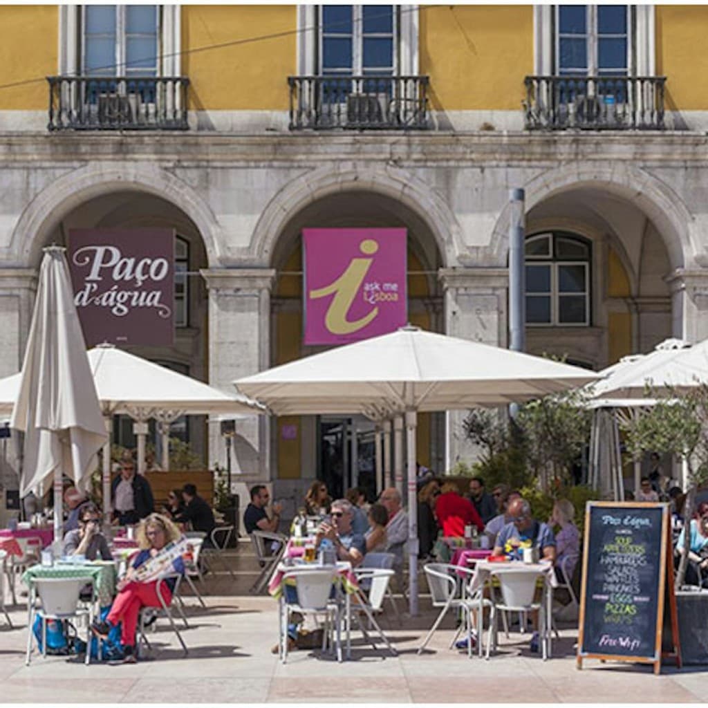 Lisboa Card: Access 51 Attractions + Public Transportation - 48 Hours
