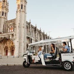 Lisbon: 2-Hr Eco Tuk Tuk Welcome Tour