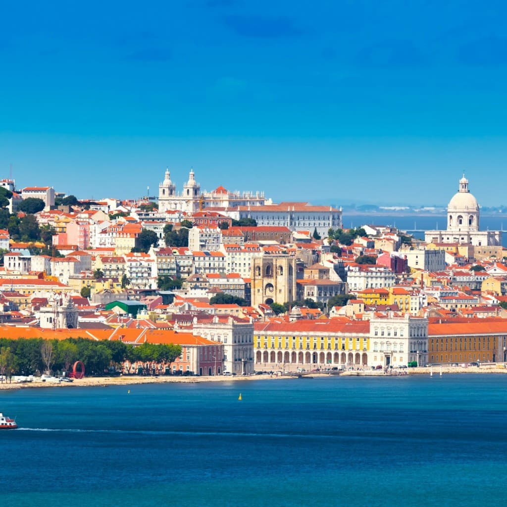 Lisbon: Baixa Small Group Walking Tour