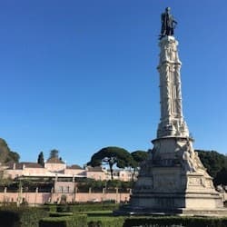 Lisbon: Belém Guided Walking Tour in Spanish + Jerónimos Monastery Entry