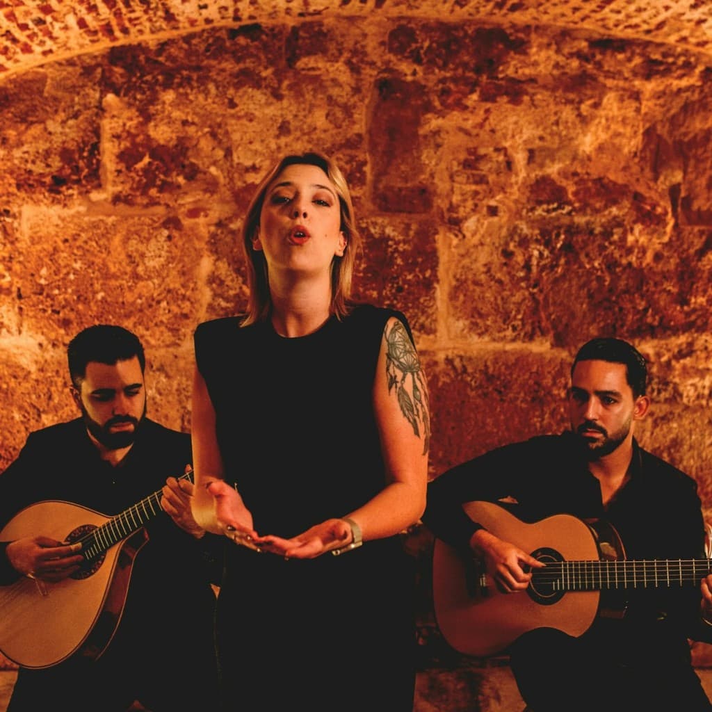 Lisbon: Fado Show at Fado & Fado + Port Wine