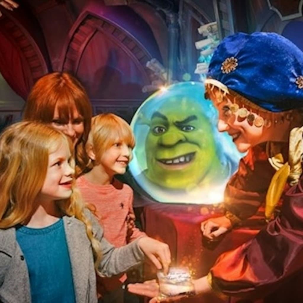 London: Guided Harry Potter Film Sites Visit + Shrek's Adventure Combo Tour