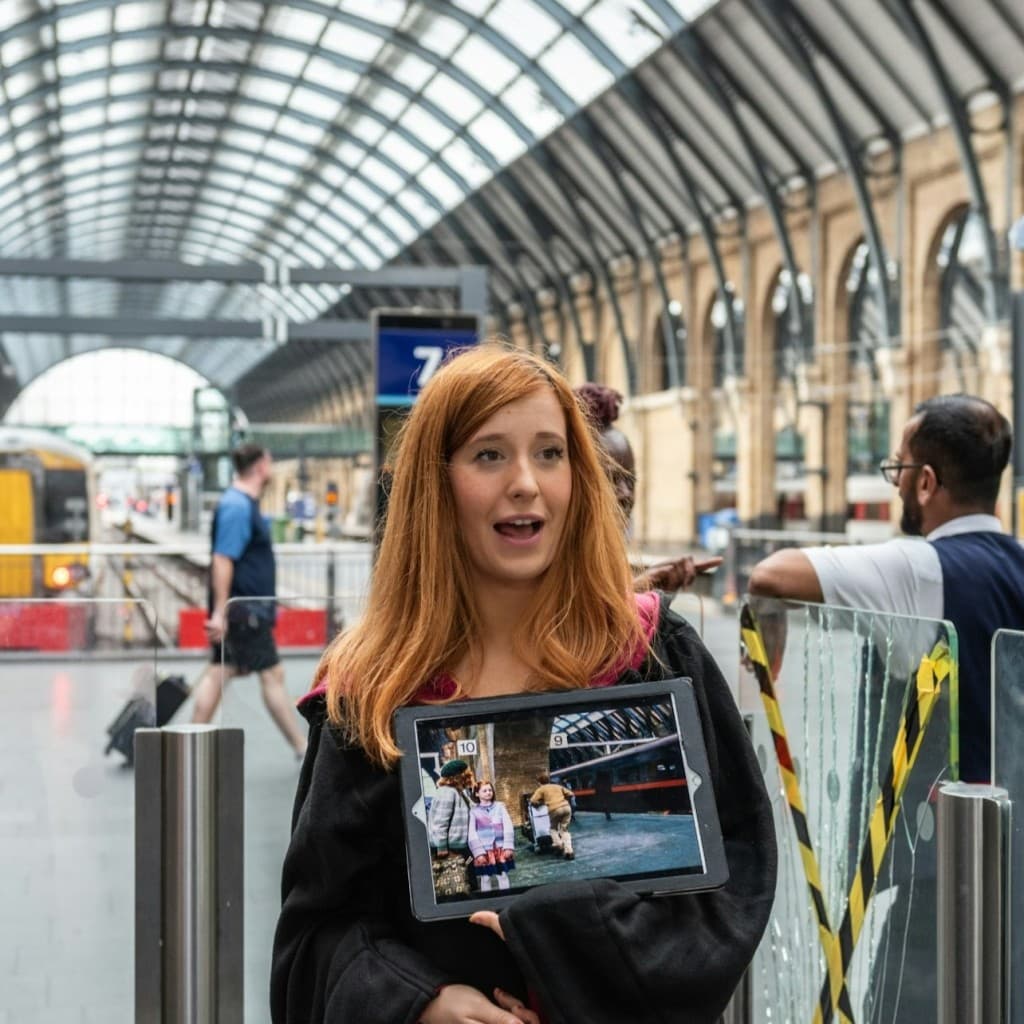 London: Harry Potter Film Sites Tour + The London Dungeon Entry