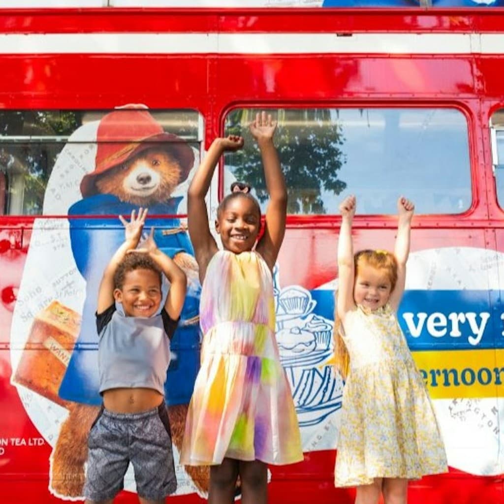 London: Paddington Afternoon Tea Sightseeing Bus Tour