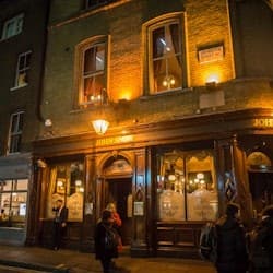 London: Rock'n'Roll City Exploration Game