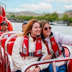 London: Thames Speedboat Experience 80 minutes