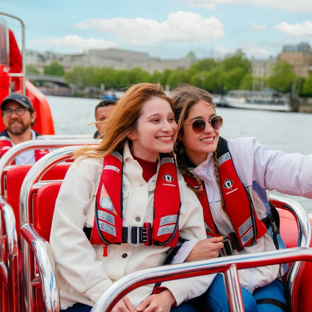London: Thames Speedboat Experience 80 minutes