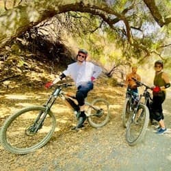Los Angeles: Pacific Palisades Beginner Level Electric Mountain Bike Tour