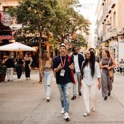 Madrid: Guided Tapas Tasting Tour + Drinks