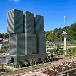 Madurodam + Mauritshouse Museum