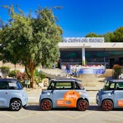 Málaga: Guided Electric Car Tour + Treasure Cave Entry