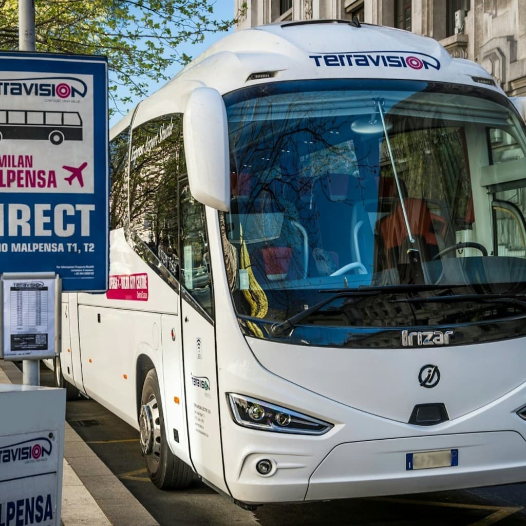 Malpensa Airport: Shuttle Bus from Milan to Malpensa Airport