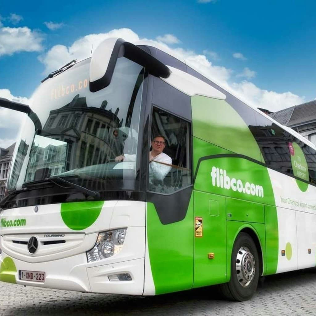 Milan: Bus Transfer from Milan Malpensa Airport to Turin