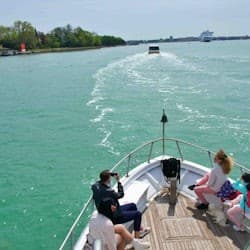 Murano, Burano & Torcello: Boat Tour from Train Station + Glass-blowing Demo