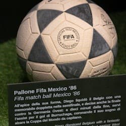 Museo Maradona: Fast Track Ticket + Guided Tour + Audio Guide App