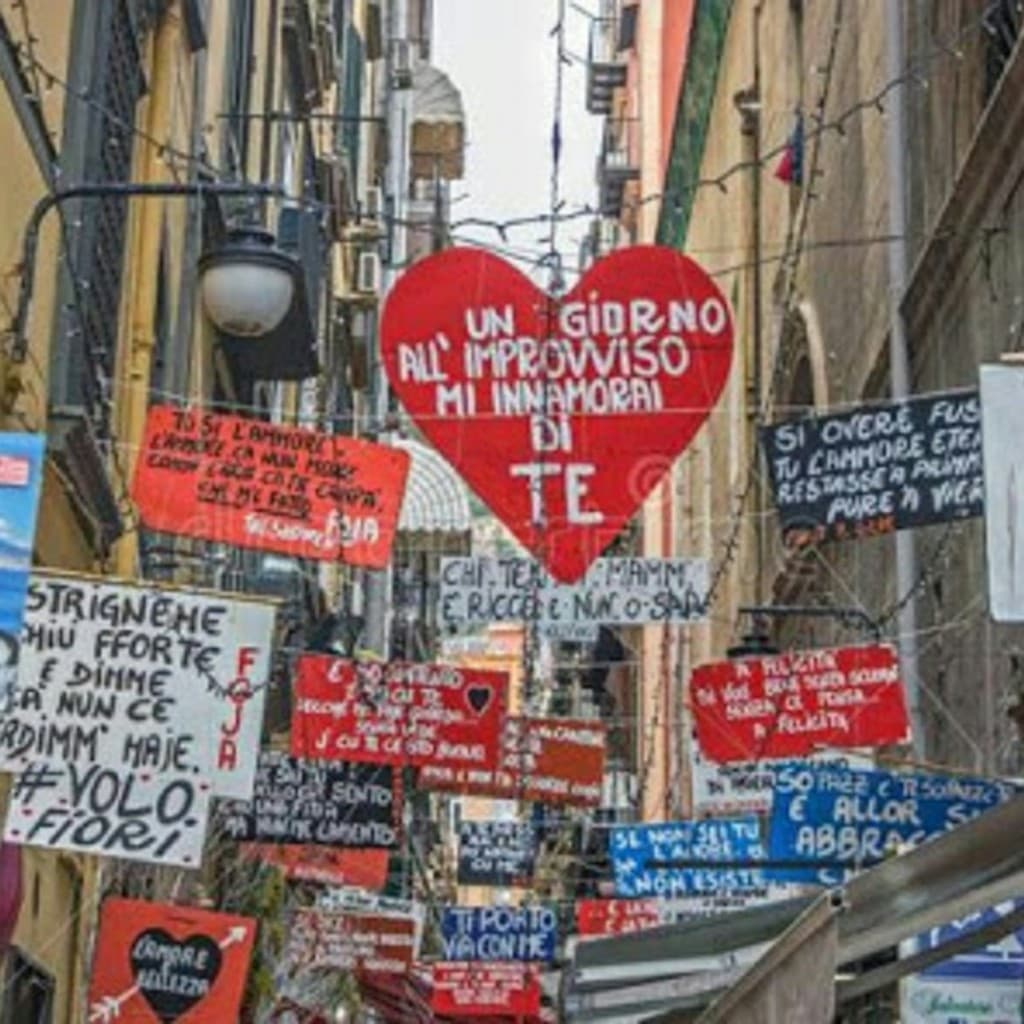 Naples: Spanish Quarters: Guided Walking Tour