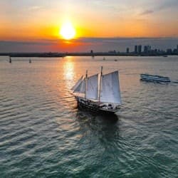 New York: Sunset Jazz Cruise