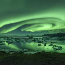 Northern Lights: 3-Hr Bus Tour + Transfer