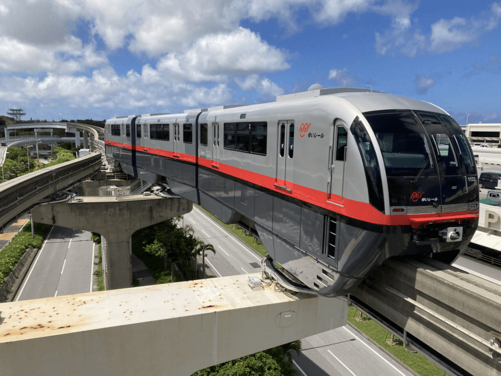 Okinawa Monorail Ticket (Okinawa Monorail - 1-Day Ticket)