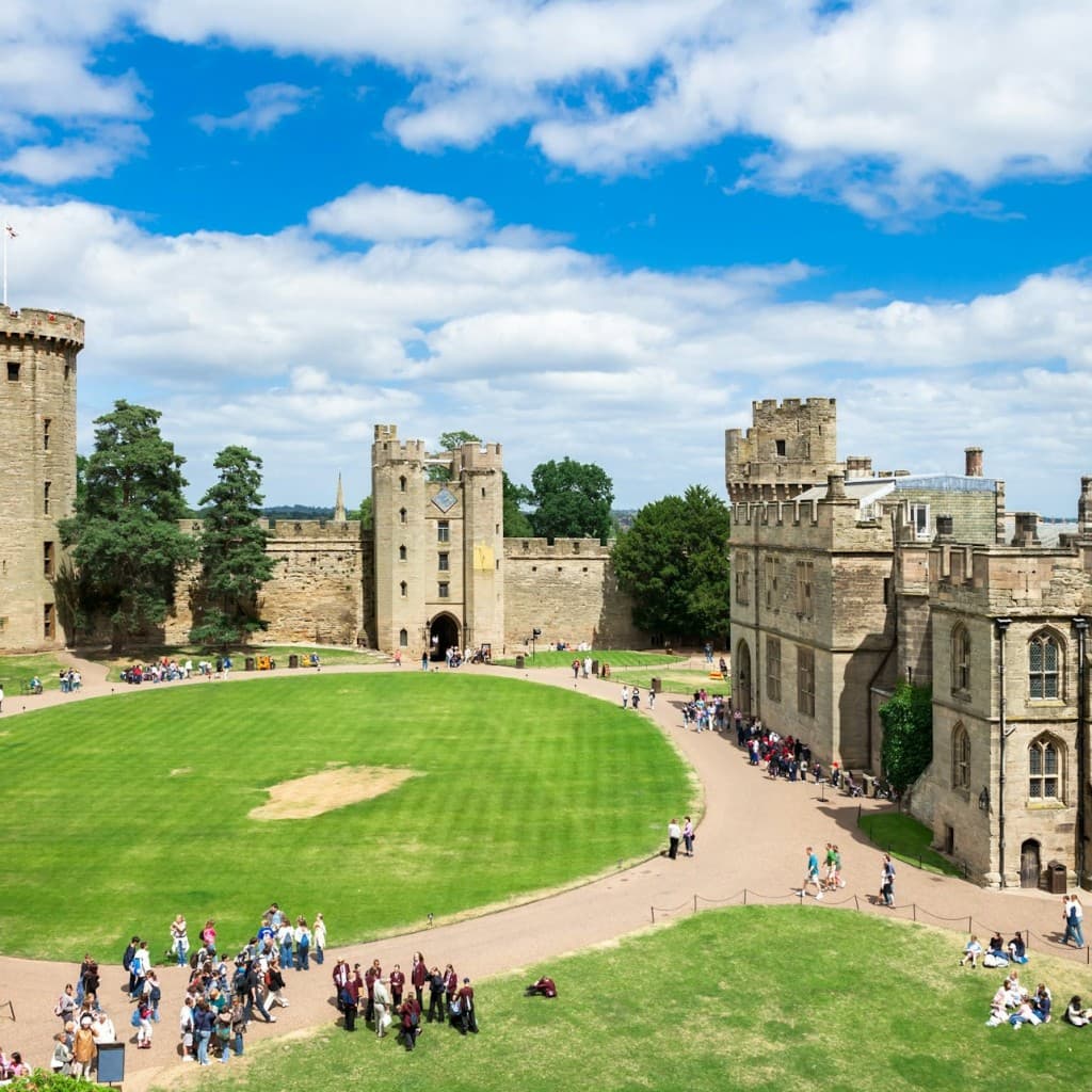 Oxford, Stratford, The Cotswolds & Warwick: Full-Day Guided Tour from London