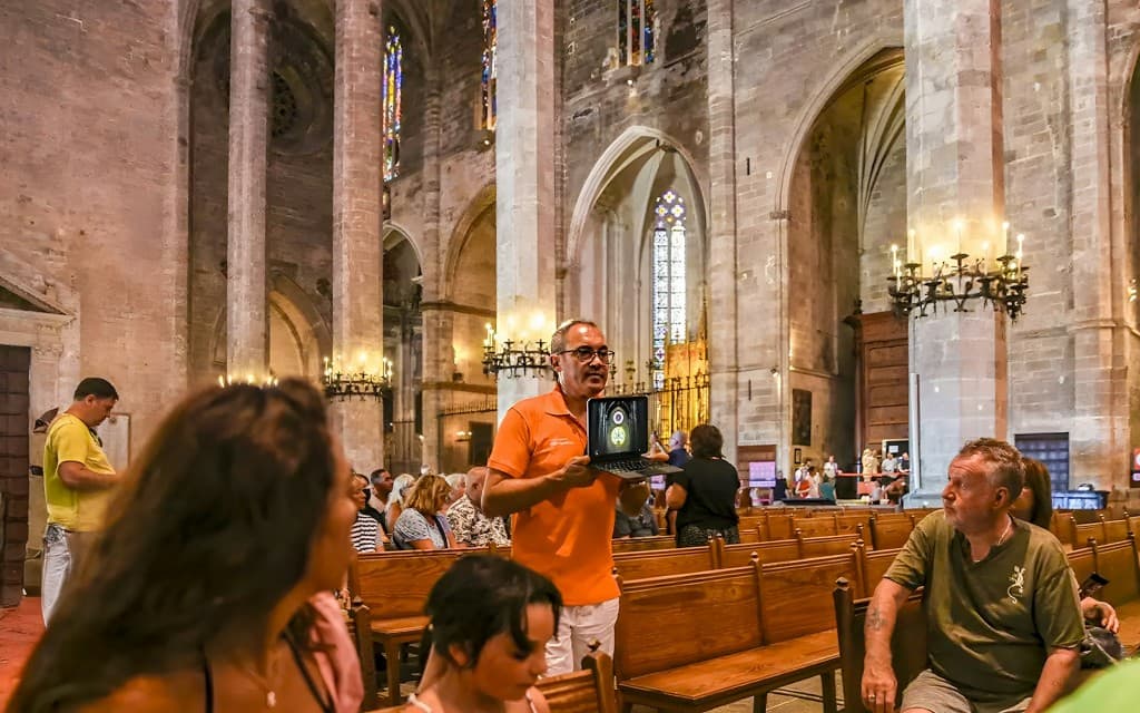 Palma Cathedral & Old Town Guided Tour (German Guided Tour)