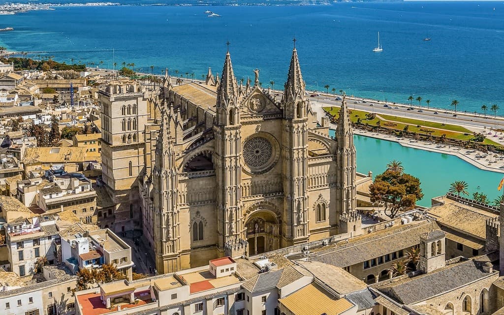 Palma Cathedral Skip-the-Line Tickets with Terrace Access (Tickets with Terraces)