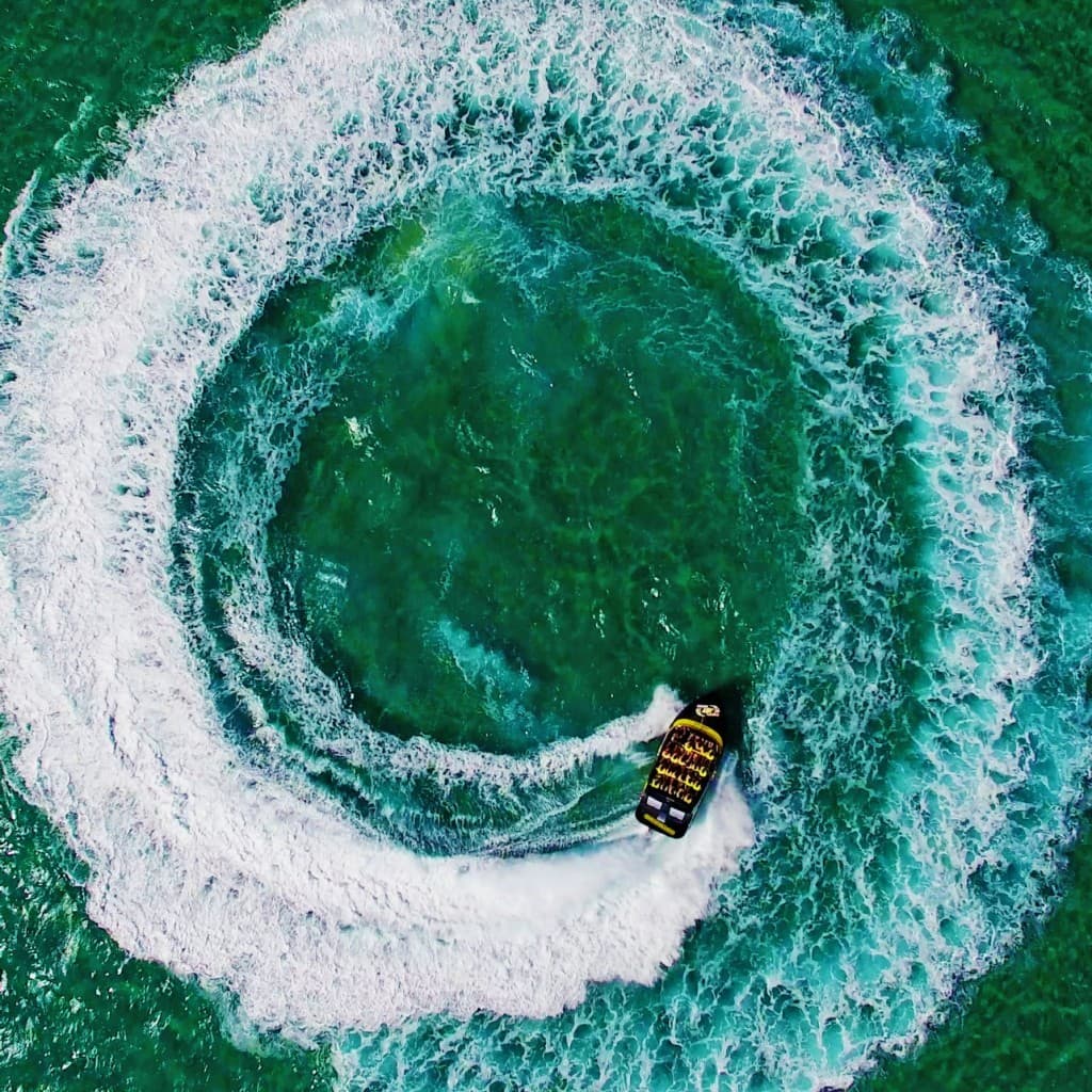Paradise Jet Boating: 1-Hr Broadwater Adventure Ride