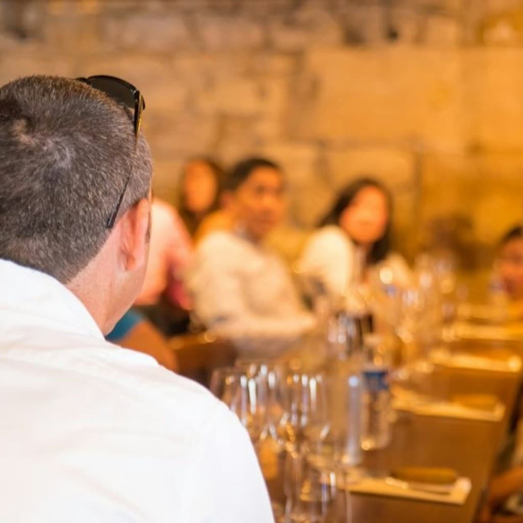 Paris: Marais Food Tour with Wine Tasting
