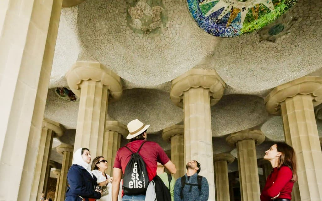 Park Güell Skip-the-Line Guided Tour (English Guided Tour)