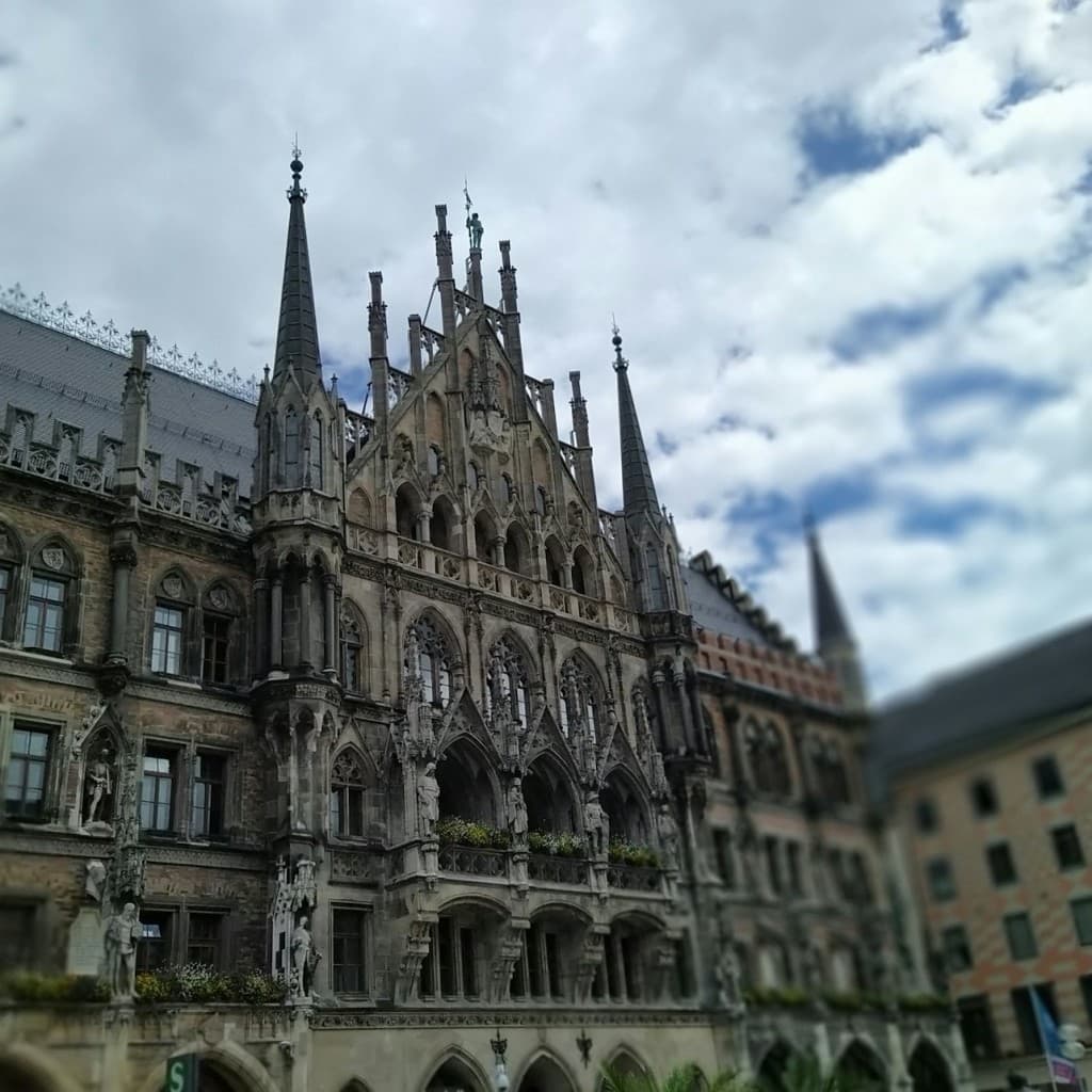 Paul's Welcome Walking Tour in Munich