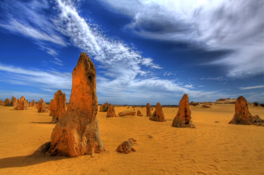 Pinnacles Desert Tour with 4WD Adventure from Perth