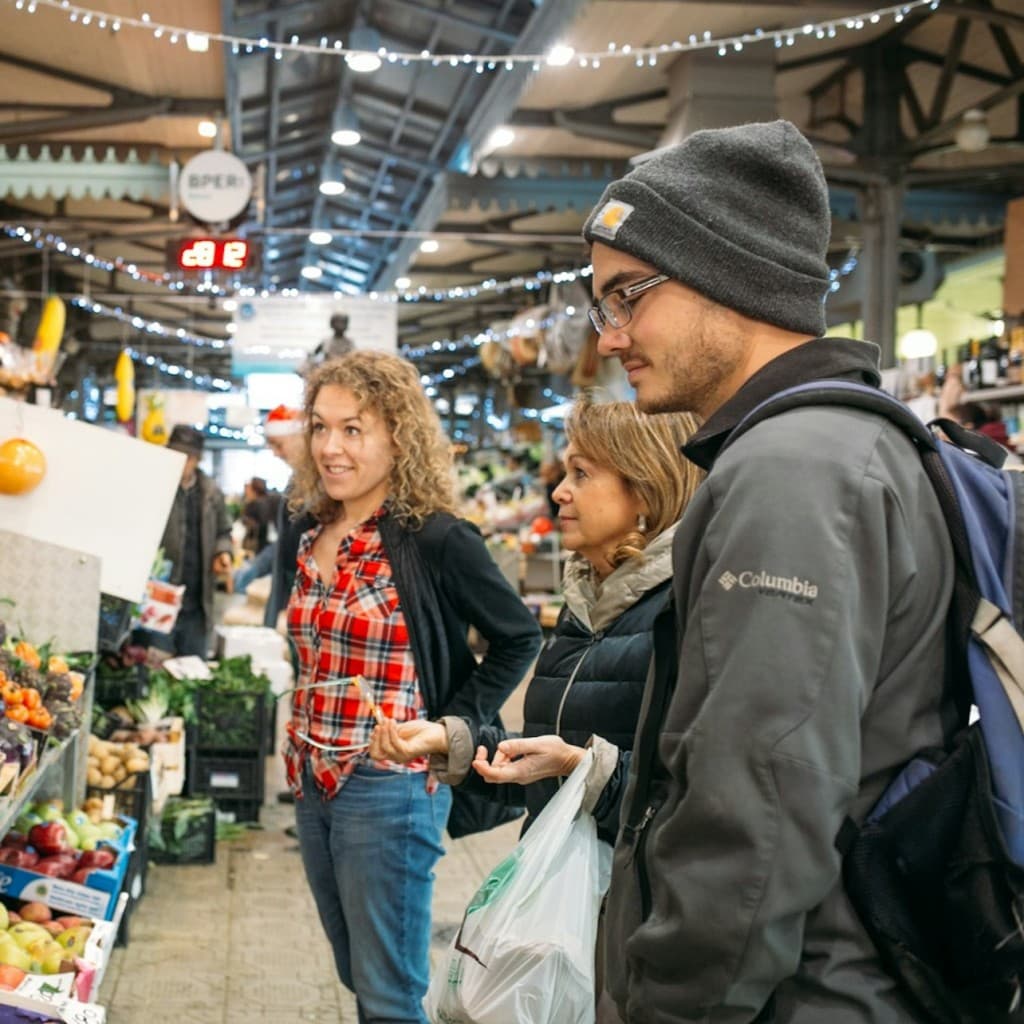 Pompei: Market Visit and Cooking Class with a Local