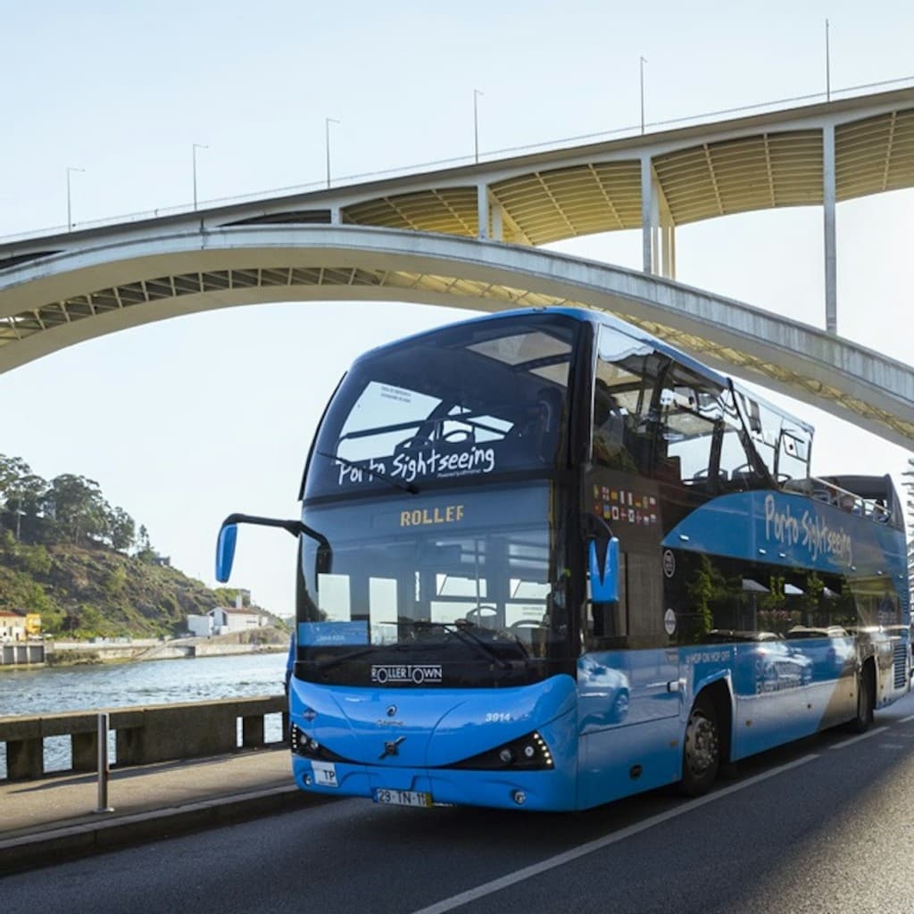 Porto: 48-Hour Hop-on Hop-off Bus + Wine Cellar Visit