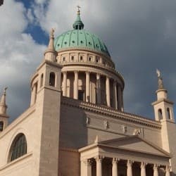 Potsdam Walking Tour of Historic Old Town to Sanssouci