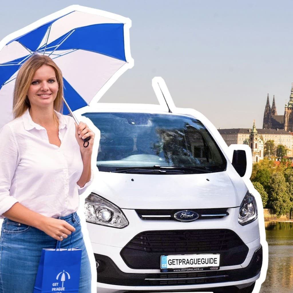 Prague Castle: Entry Ticket + Audio Guide + One-way Minibus Transfer