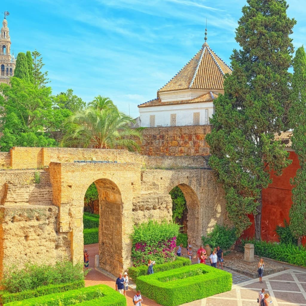 Royal Alcázar of Seville: Fast Track Ticket + Guided Tour