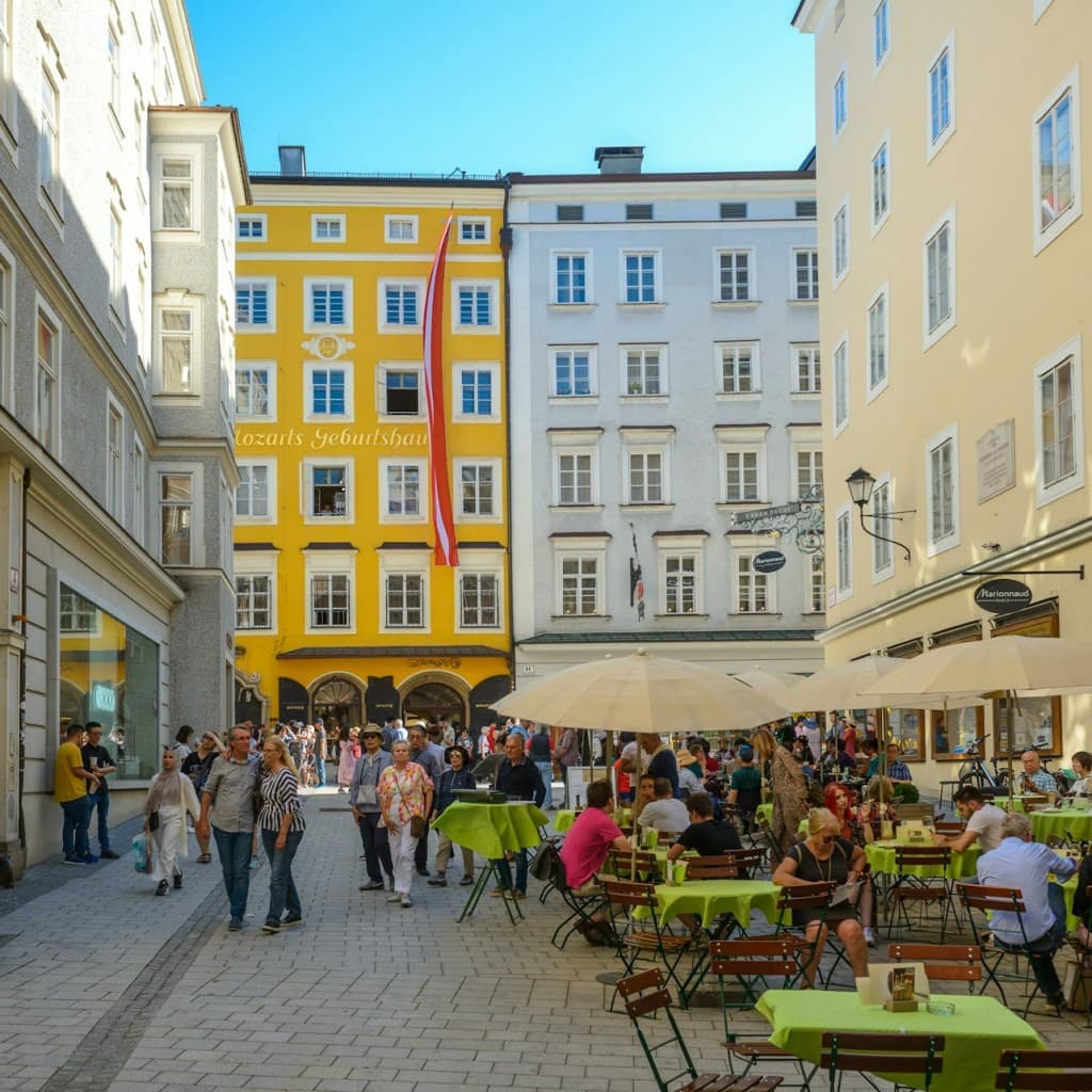 Salzburg and the Lake District: Day Trip from Munich