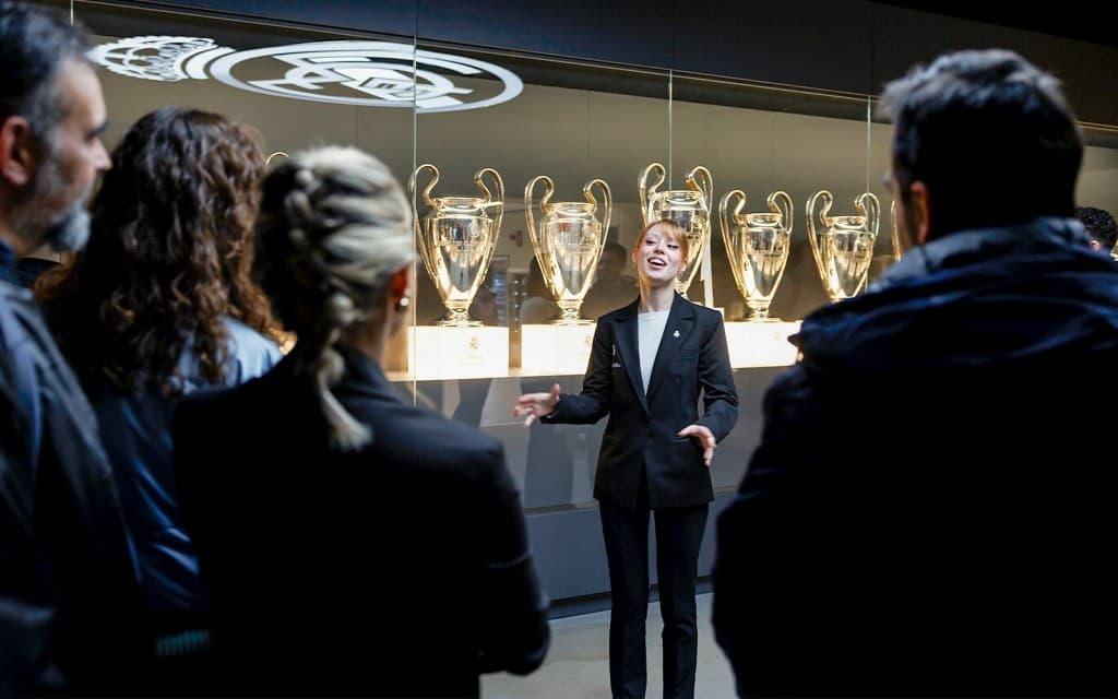 Santiago Bernabéu Stadium Tour Tickets
(English Guided Tour)