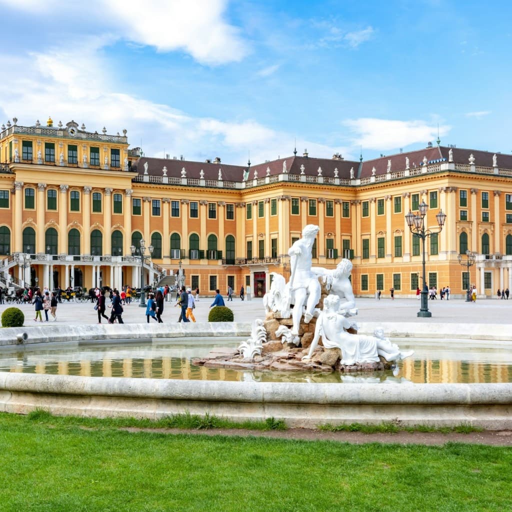 Schonbrunn Palace & Gardens: Skip The Line Ticket and Private Guided Tour