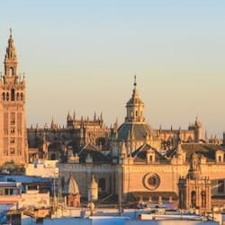 Seville Cathedral & La Giralda: Entry Ticket + Audio Guide App