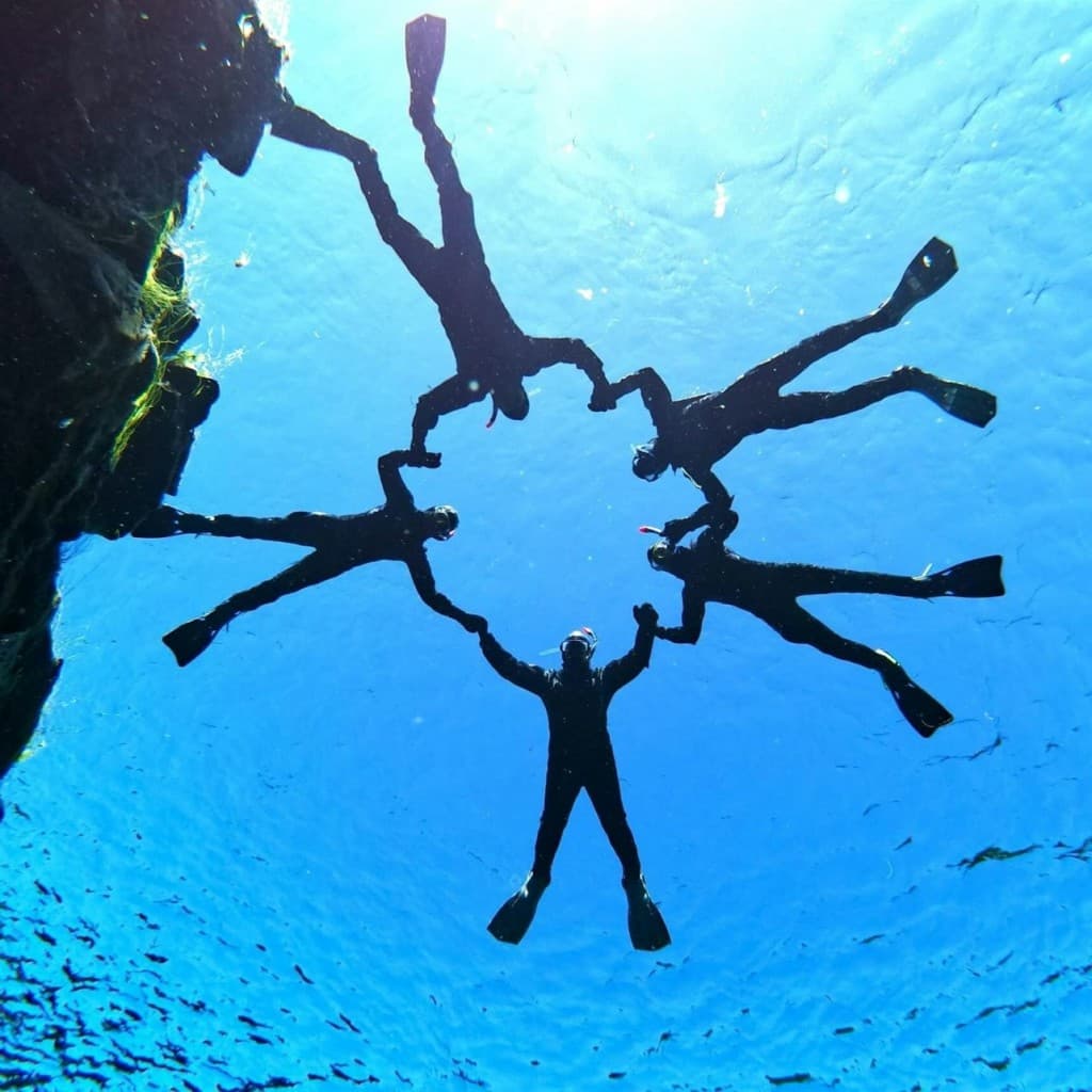 Silfra: Guided Snorkeling Adventure from Reykjavik