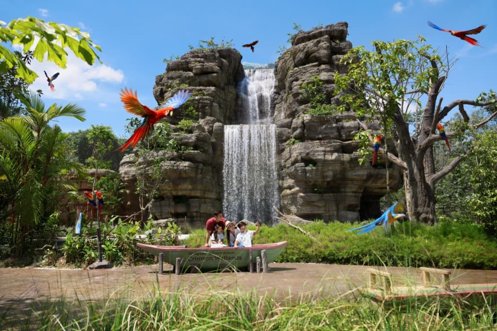 Singapore Bird Paradise Ticket (Set Lunch at Crimson Restaurant (Admission not included))