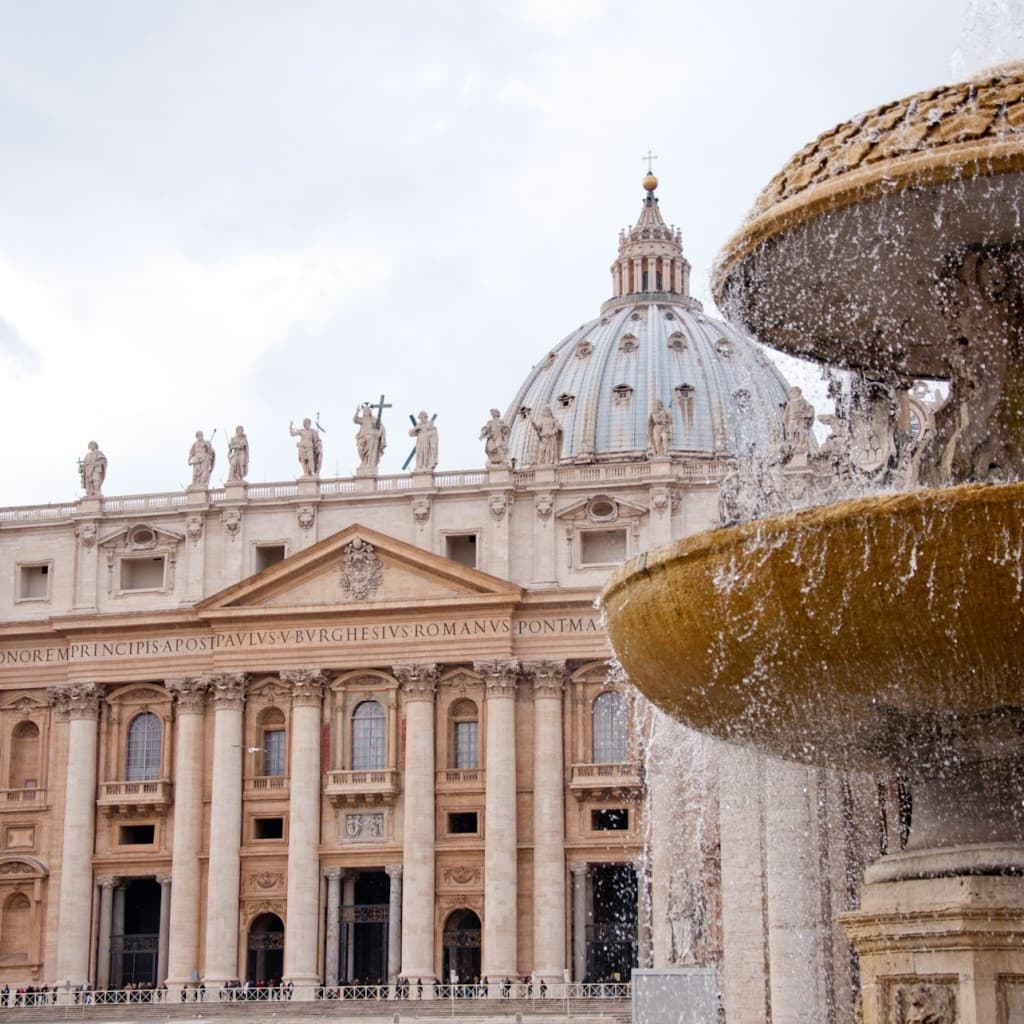 St. Peter’s Basilica: Reserved Escorted Entry + Audio Guide